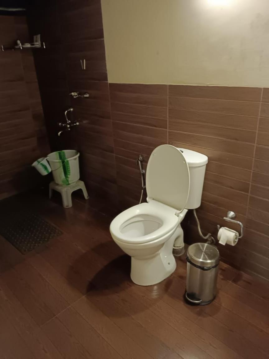 Monica Garden Bungalow Vālpārai エクステリア 写真